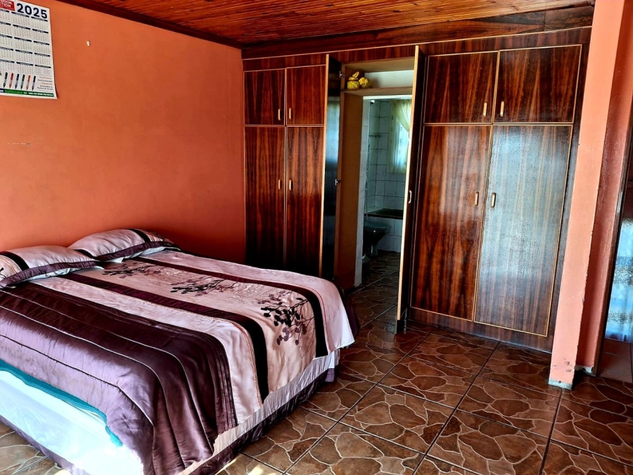 5 Bedroom Property for Sale in Mdantsane Nu 17 Eastern Cape